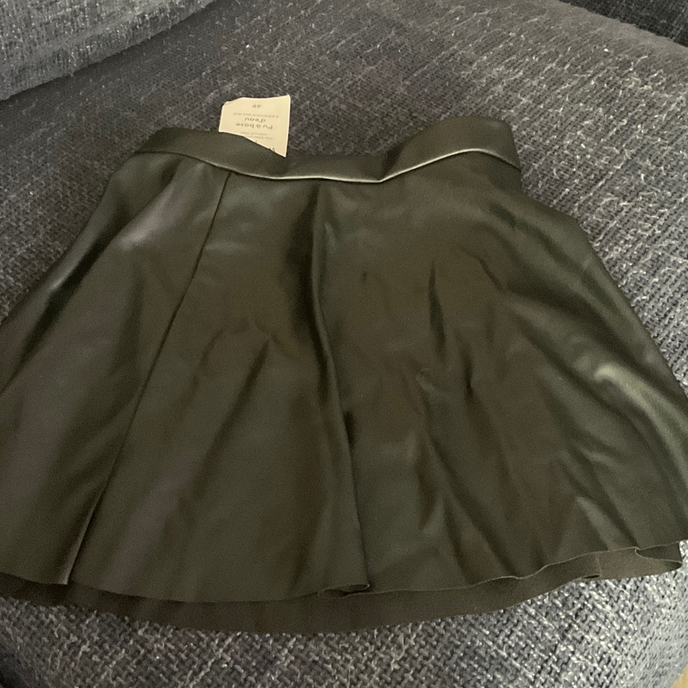 Elegant Black Skirt